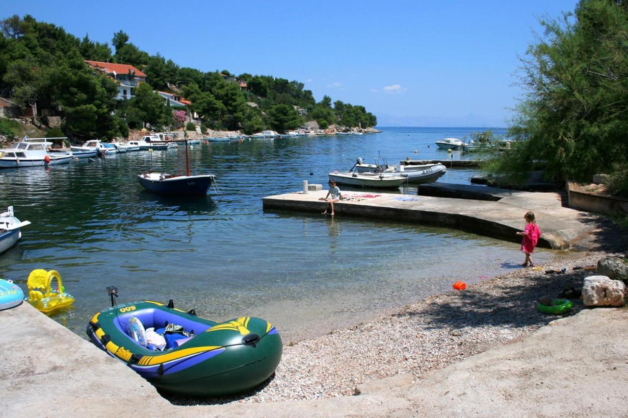 Apartments By The Sea Basina, Hvar - 116 Vrboska Exteriér fotografie